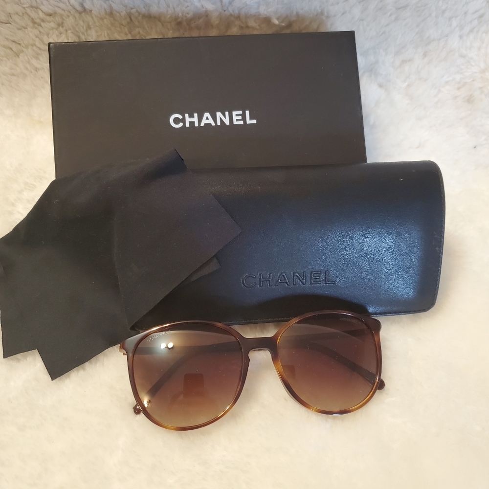 Chanel Butterfly Sunglasses CH5278
